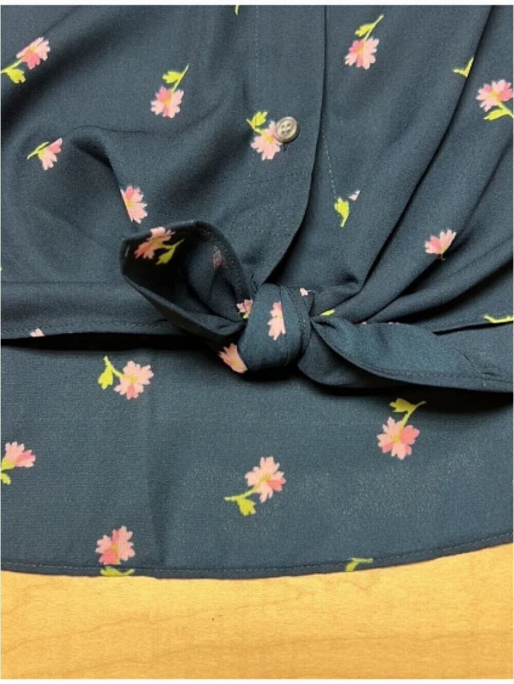 New With Tags | J.Crew | Sz M | Mercantile Navy Floral Tie Waist Blouse - Picture 6 of 11